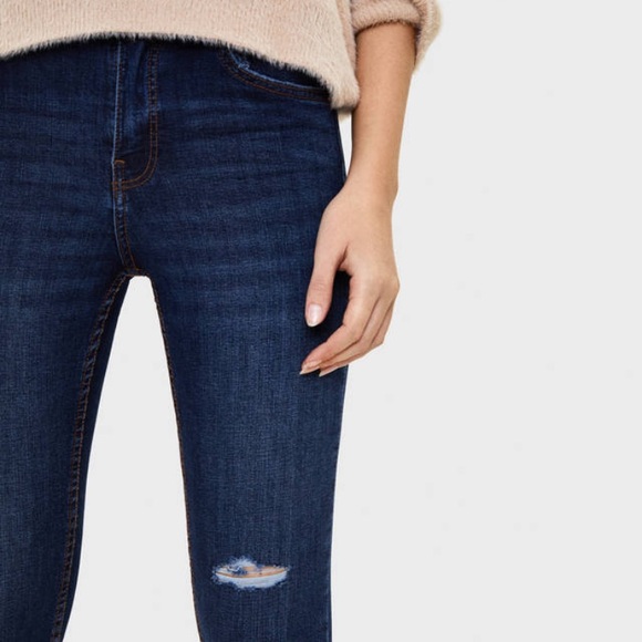 NWT Bershka Cropped Mid-Rise Skinny Jeans - Picture 3 of 6